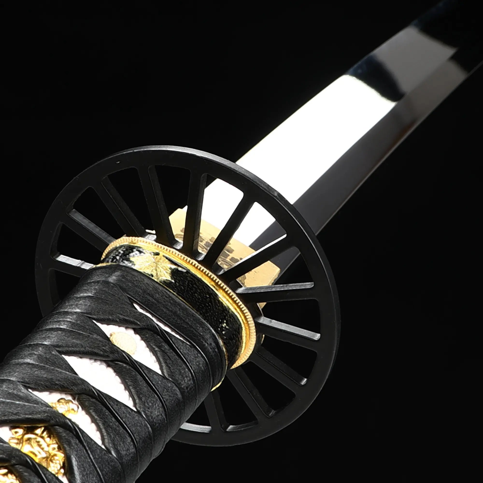 Handcrafted Full Tang Japanese Samurai Sword 1095 Carbon Steel With Black Scabbard