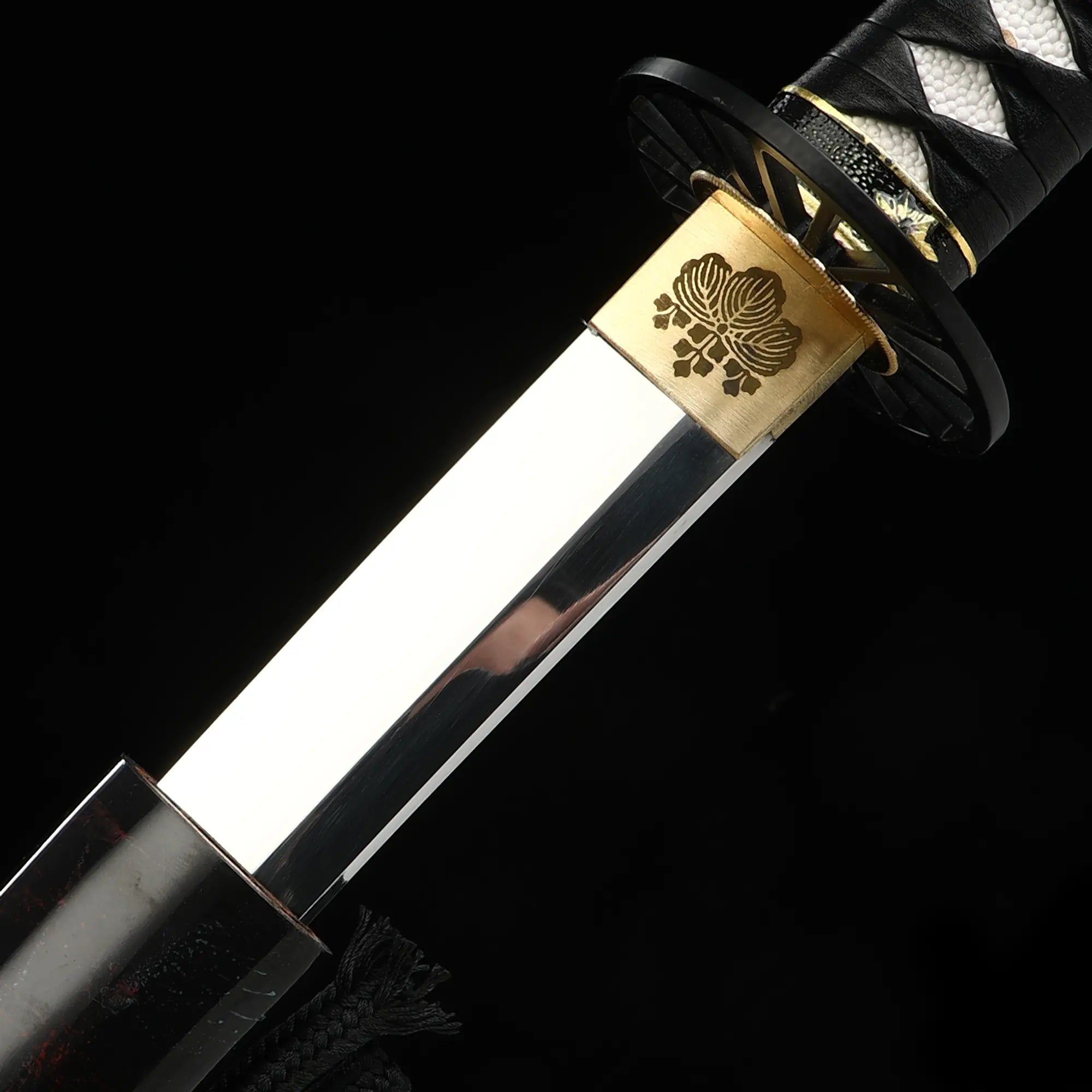 Handcrafted Full Tang Japanese Samurai Sword 1095 Carbon Steel With Black Scabbard