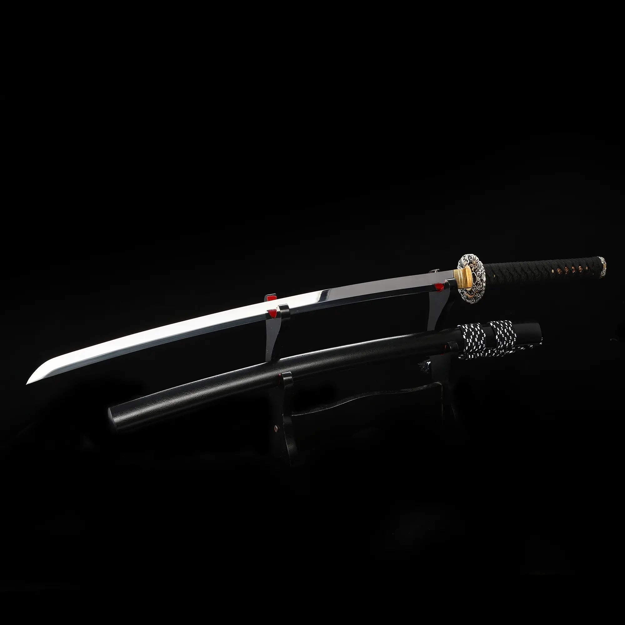 Handcrafted Japanese Samurai Sword 1095 Carbon Steel With Dragon Theme Scabbard