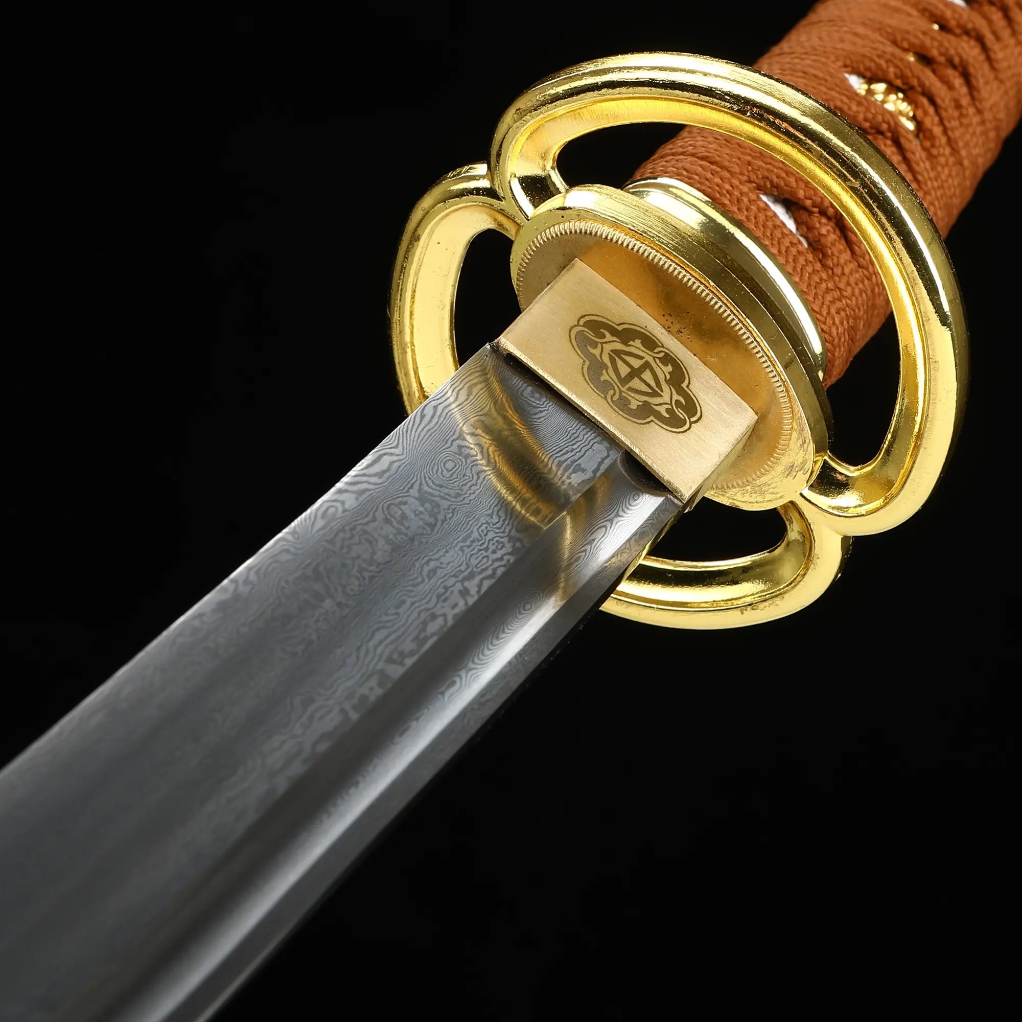 Handmade Full Tang Japanese Samurai Sword Damascus Steel With Black Scabbard