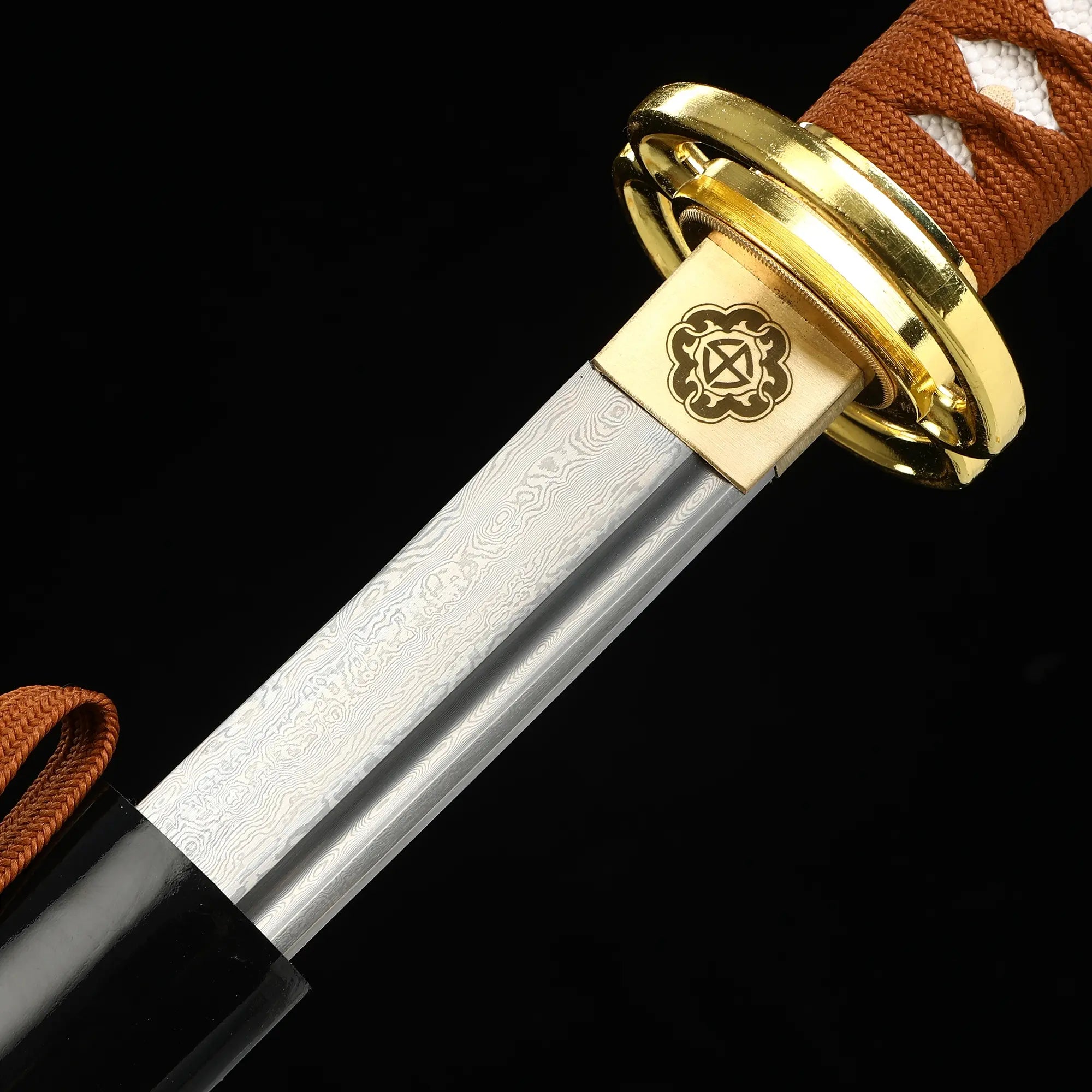 Handmade Full Tang Japanese Samurai Sword Damascus Steel With Black Scabbard