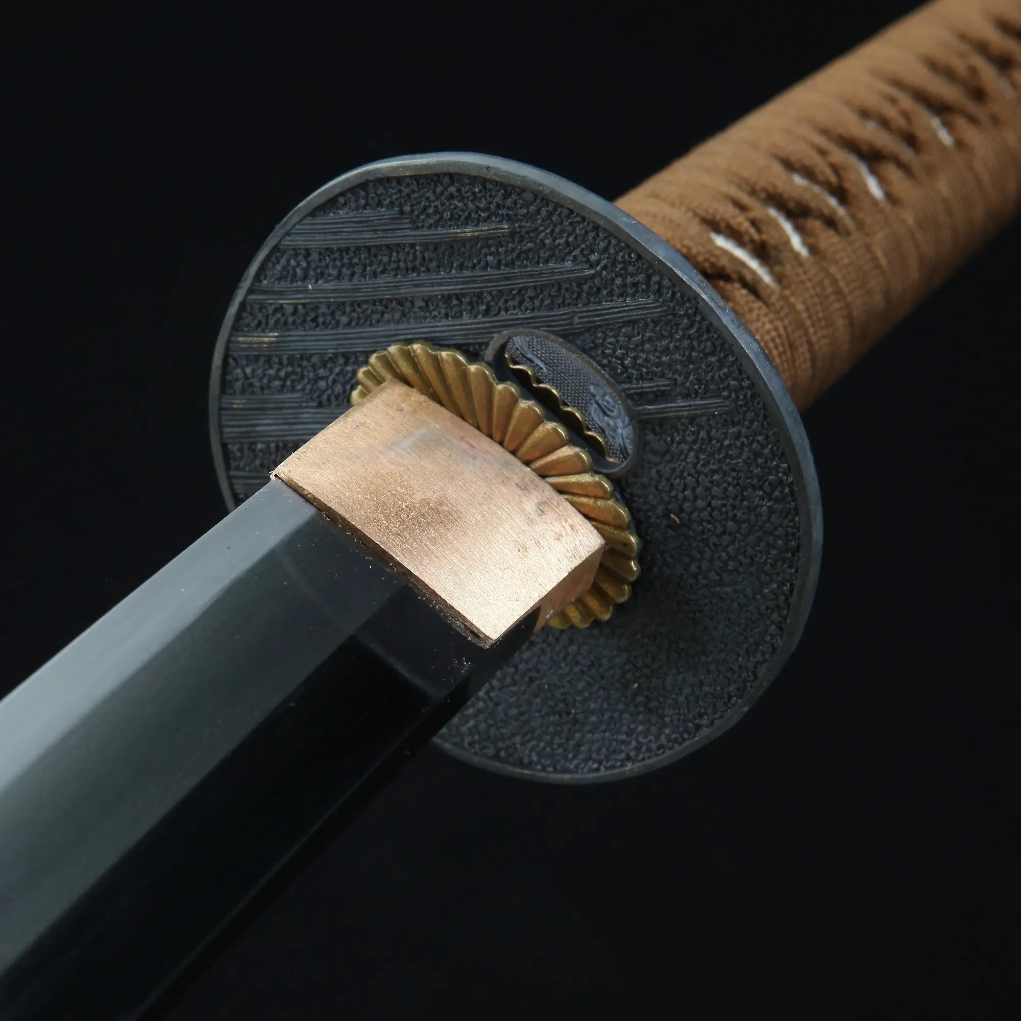 High-performance Handcrafted Katana Sword Tamahagane Steel With Clay Tempered Blade