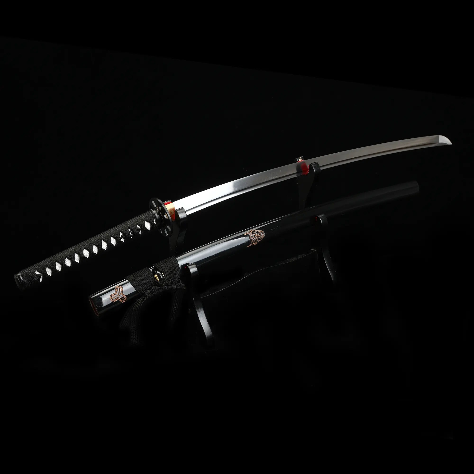 Handcrafted 1065 Carbon Steel Japanese Samurai Sword With Black Saya