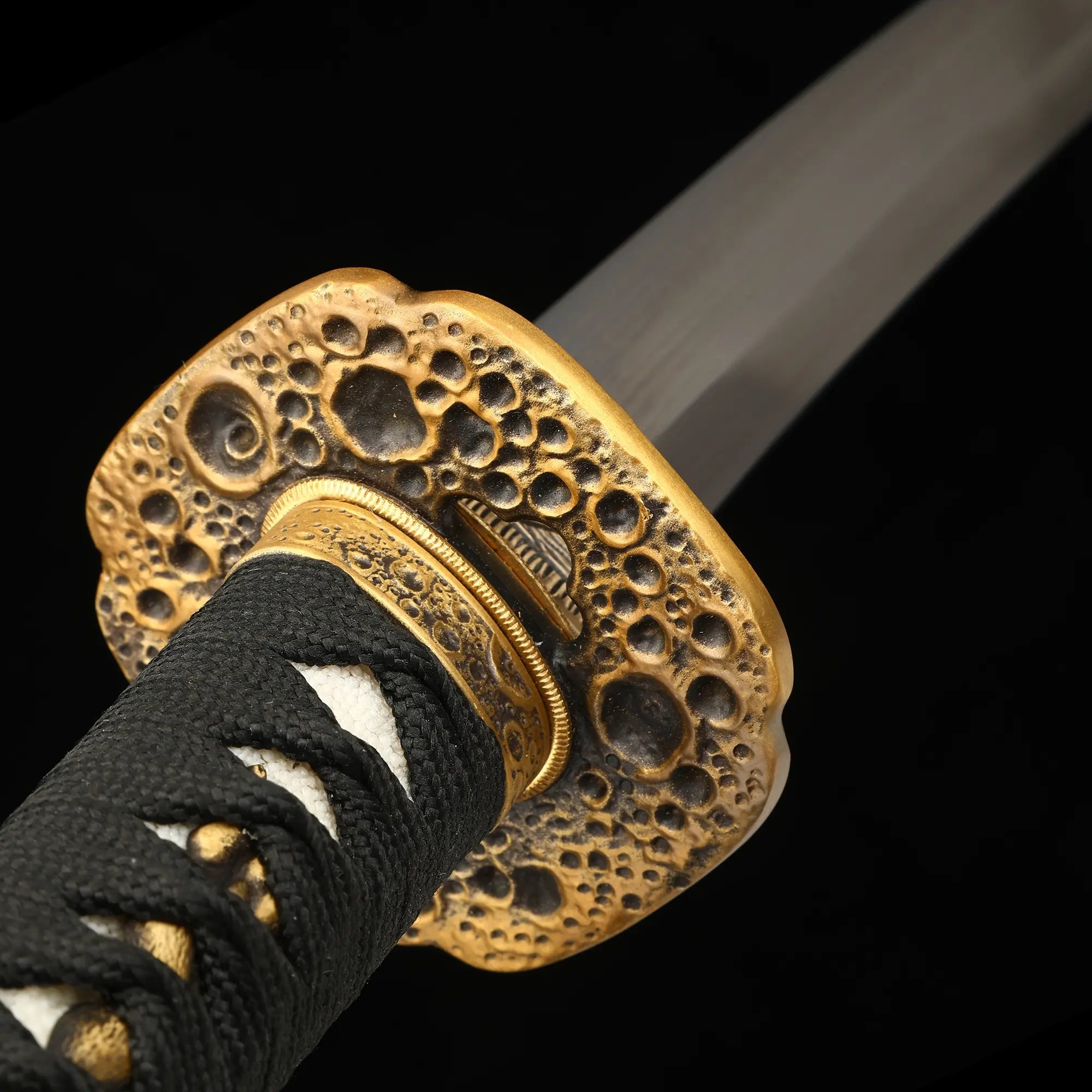 Handcrafted Full Tang Katana Sword T10 Carbon Steel With Real Hamon Blade