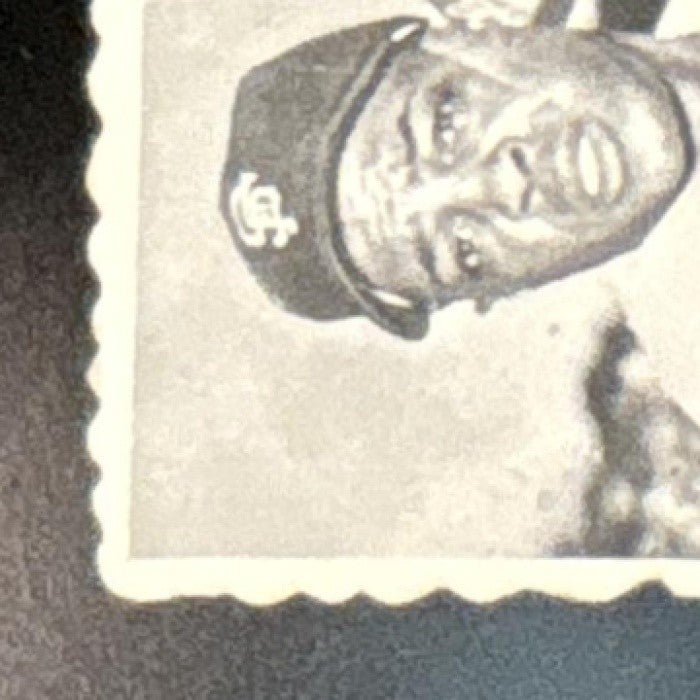1969 Topps Willie Mays Deckle #33 San Francisco Giants - Sports Cards