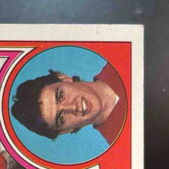 1984-85 Topps Steve Yzerman #49 RC Detroit Red Wings - Sports Cards