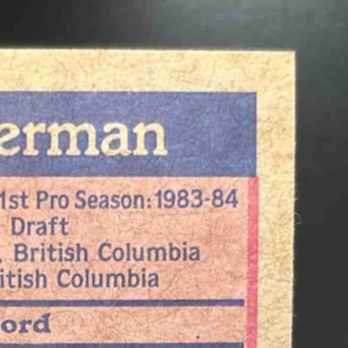 1984-85 Topps Steve Yzerman #49 RC Detroit Red Wings - Sports Cards