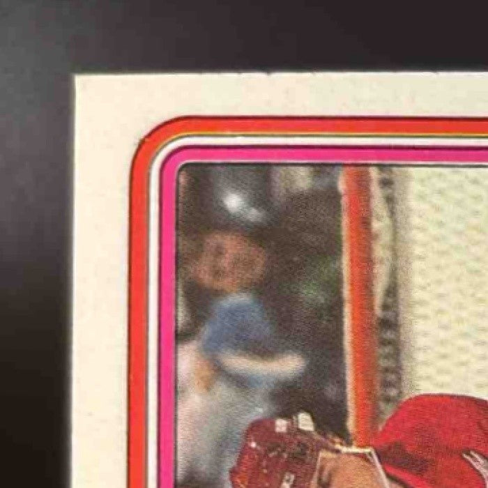 1984-85 Topps Steve Yzerman #49 RC Detroit Red Wings - Sports Cards
