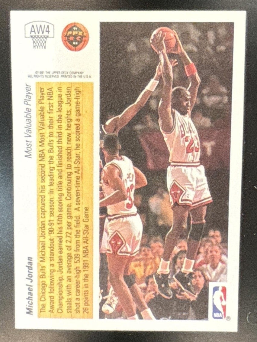 1991-92 Upper Deck Michael Jordan Award Winner Holograms #AW4 Bulls - Sports Cards