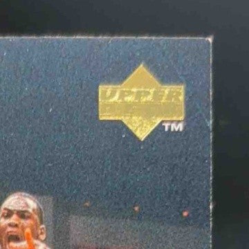 1995-96 Upper Deck Michael Jordan Electric Court #137 Chicago Bulls - Sports Cards