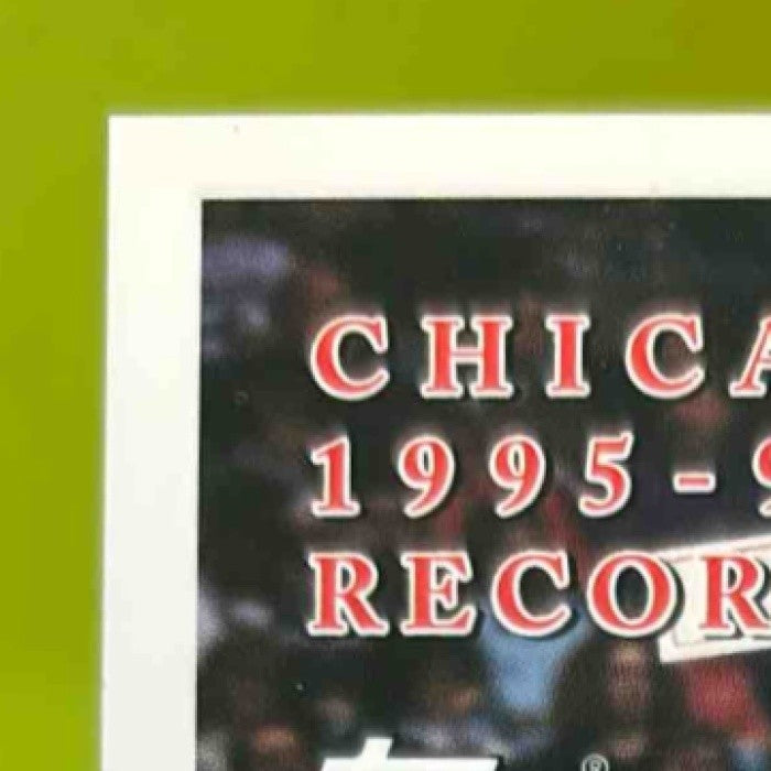 1996-97 Topps Chicago Bulls 72 Wins COMM #72 - Sports Cards