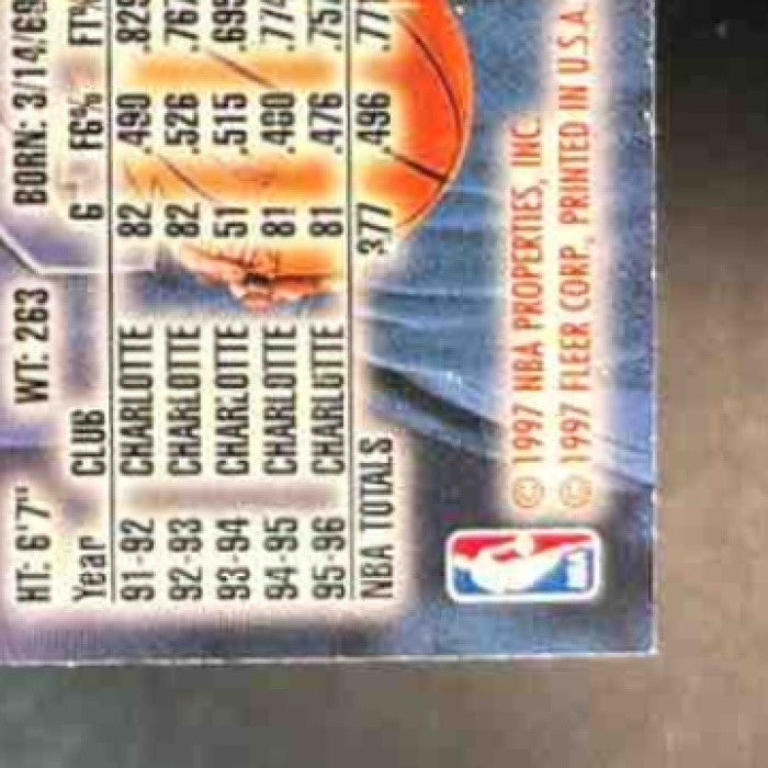 1996 Fleer Ultra Larry Johnson Platinum Medallion #221 New York Knicks - Sports Cards