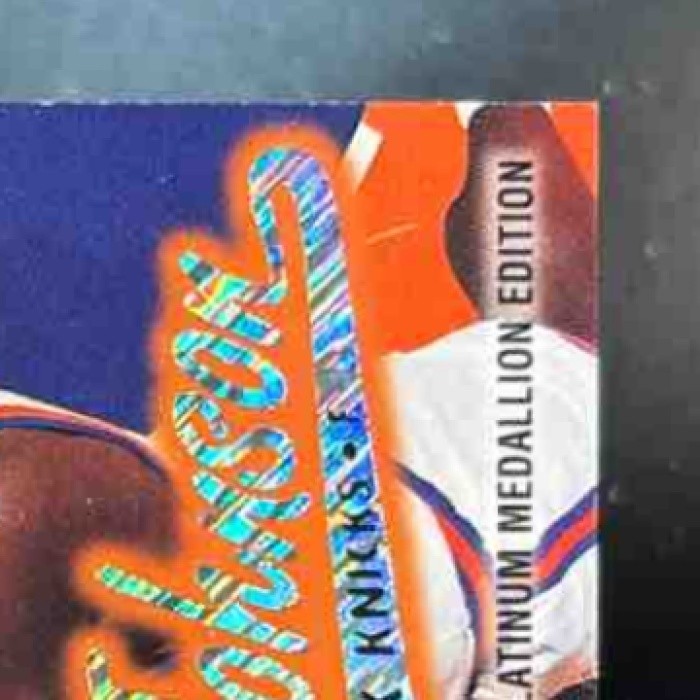 1996 Fleer Ultra Larry Johnson Platinum Medallion #221 New York Knicks - Sports Cards