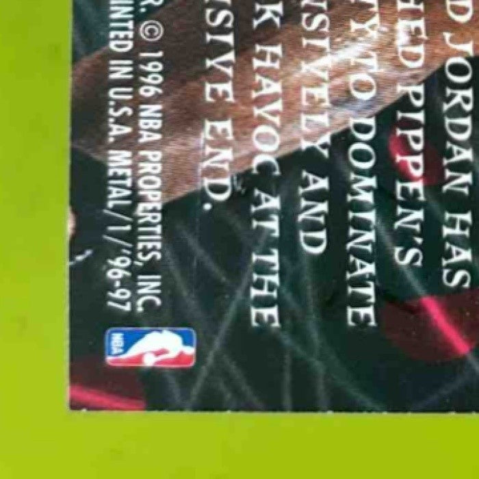 1996 Skybox Metal Scottie Pippen Edge #5 Chicago Bulls - Sports Cards