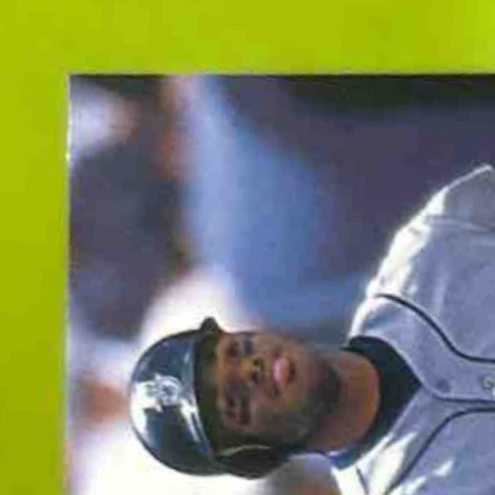 1997 Topps Finest Ken Griffey Jr. #238 Seattle Mariners - Sports Cards