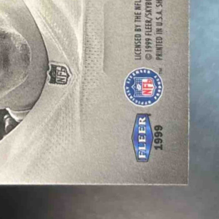 1999 Fleer Flair Showcase Peyton Manning #18 Row 1 Indianapolis Colts - Sports Cards