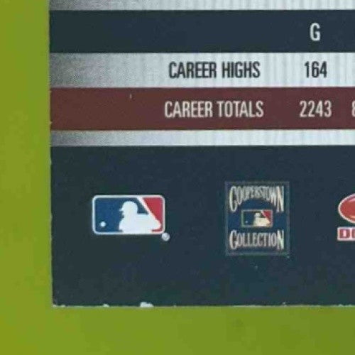 2005 Donruss Signature Ron Santo Autograph #32 Chicago Cubs - Sports Cards