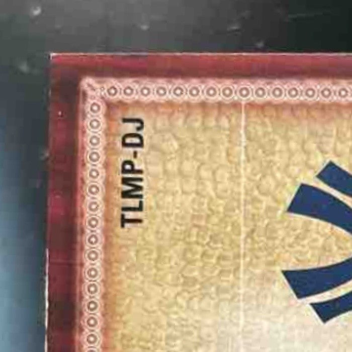 2011 Topps Derek Jeter Throwback Logo Manufactured Patch New York Yankees - Sports Cards