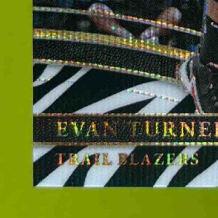 2017-18 Panini Select Evan Turner Zebra Prizms #227 Courtside Trail Blazers - Sports Cards