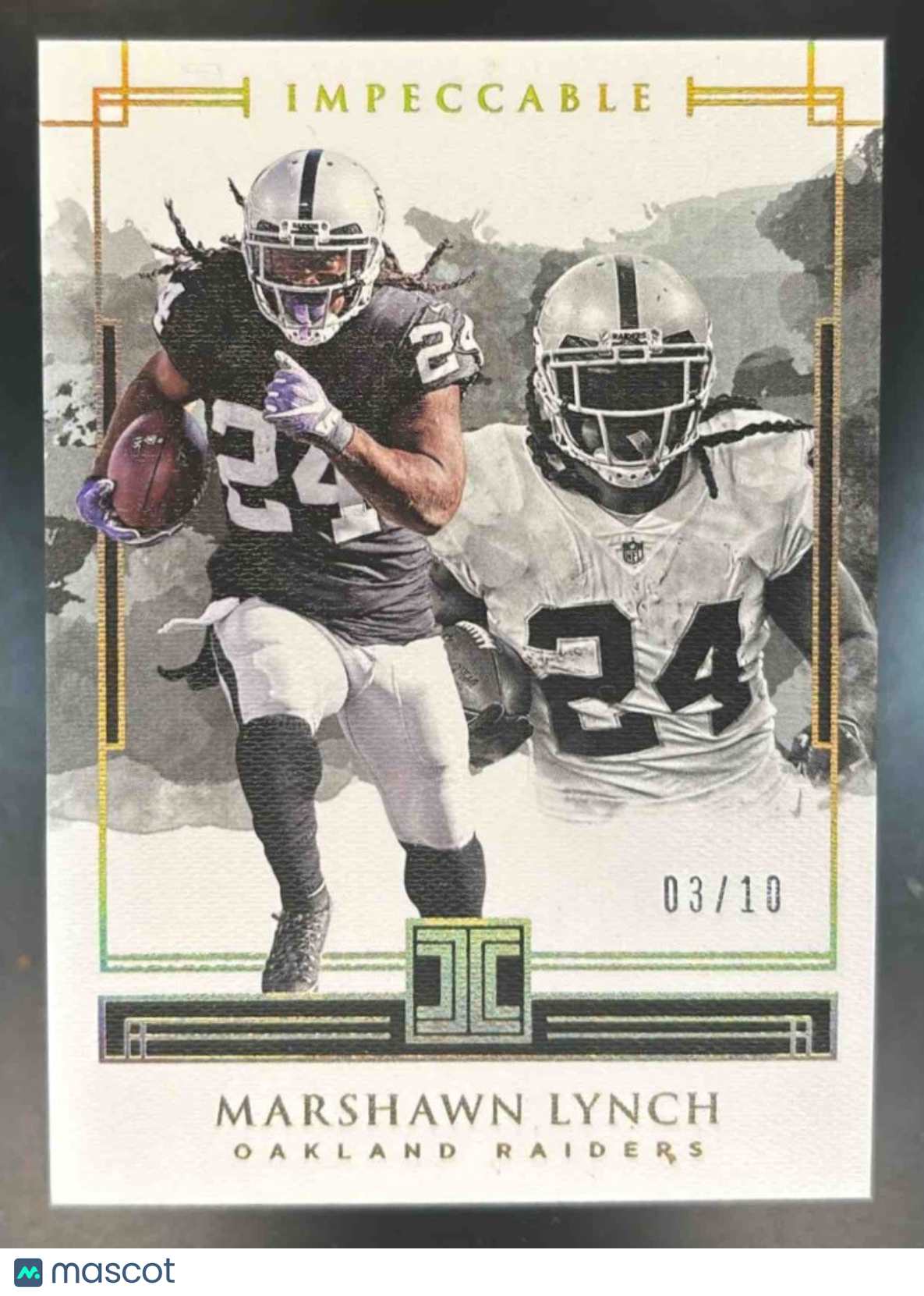 2018 Panini Impeccable Marshawn Lynch Gold /10 #26 Oakland Raiders - Sports Cards