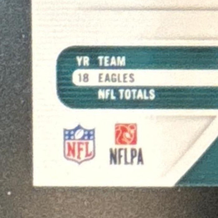 2019 Panini Absolute Carson Wentz Spectrum Green /25 #55 Philadelphia Eagles - Sports Cards