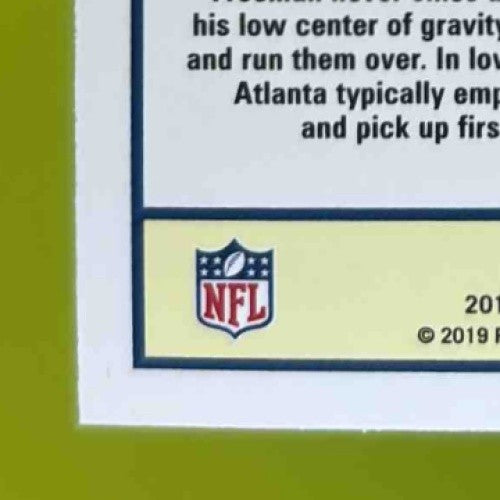 2019 Panini Score Devonta Freeman Artist’s Proof 11/35 #246 Atlanta Falcons - Sports Cards