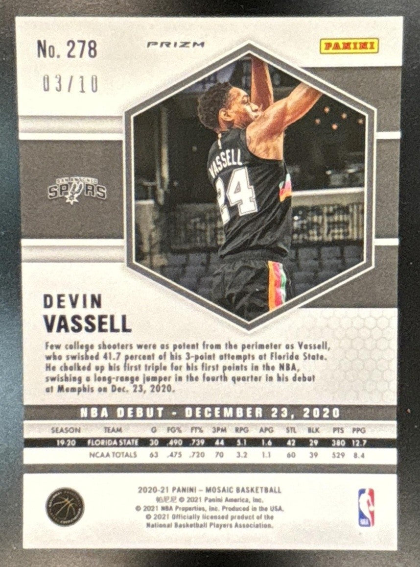 2020-21 Panini Mosaic Devin Vassell Fast Break Gold /10 #278 RC Spurs - Sports Cards