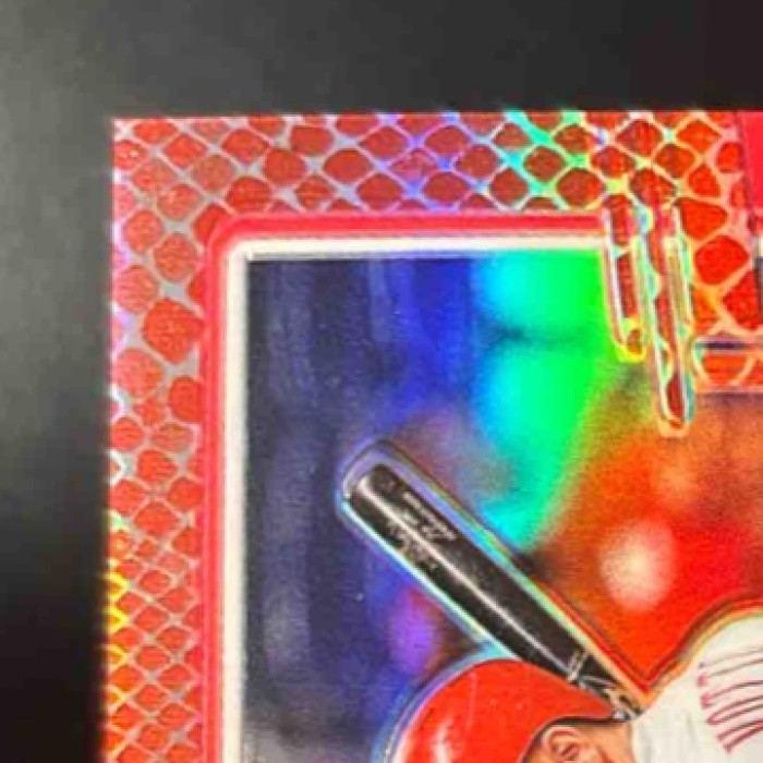 2020 Panini Donruss Optic Joey Votto Dragon Red 31/88 #110 Cincinnati Reds - Sports Cards