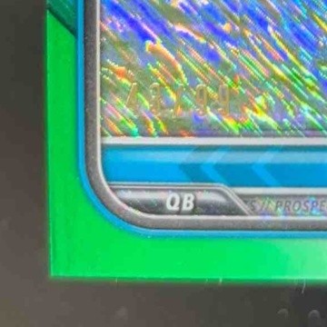 2021 Bowman University J.J. McCarthy Chrome Green Shimmer 43/99 #79 Michigan - Sports Cards