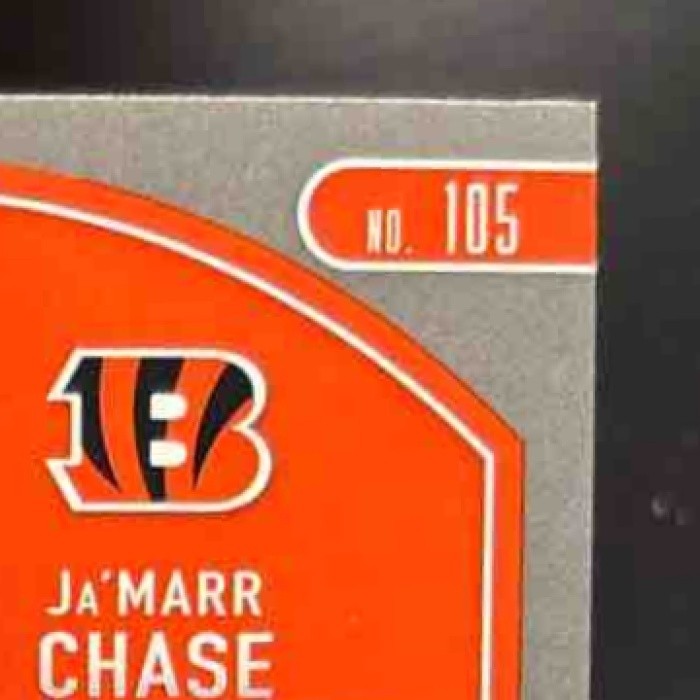2021 Panini Absolute Ja’Marr Chase Spectrum Gold 9/10 #105 RC Cincinnati Bengals - Sports Cards