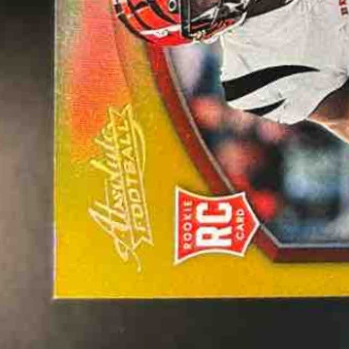 2021 Panini Absolute Ja’Marr Chase Spectrum Gold 9/10 #105 RC Cincinnati Bengals - Sports Cards