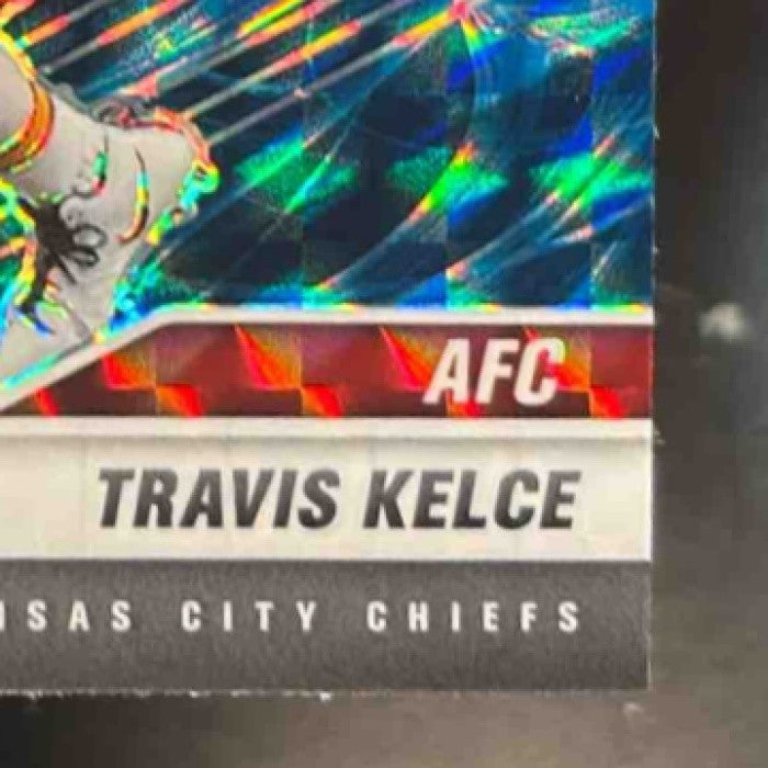 2021 Panini Mosaic Travis Kelce Prizm Genesis #240 Kansas City Chiefs - Sports Cards