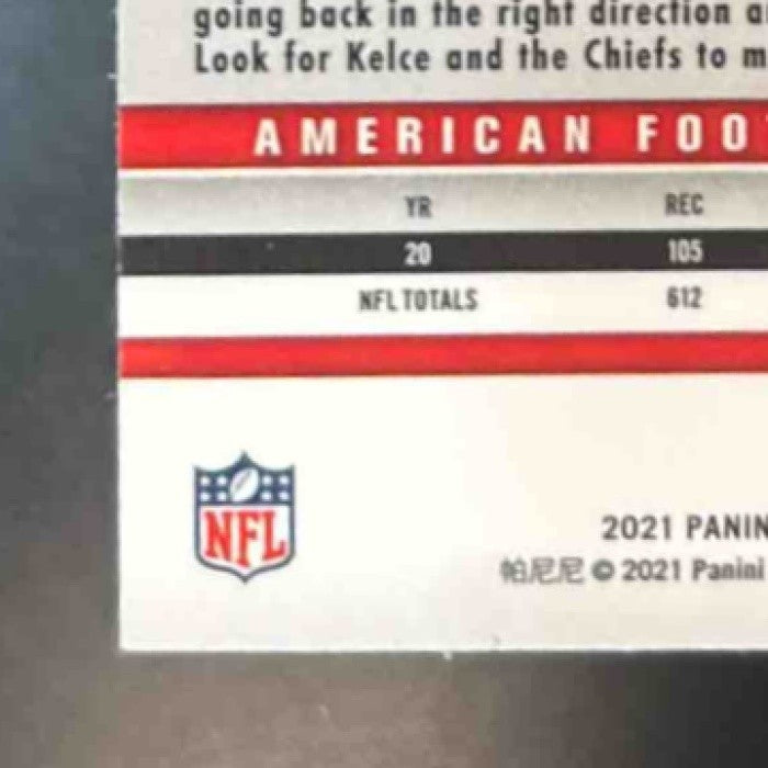 2021 Panini Mosaic Travis Kelce Prizm Genesis #240 Kansas City Chiefs - Sports Cards