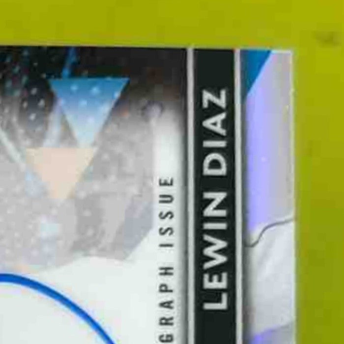 2021 Topps Finest Lewin Diaz Auto Green Refractor 52/99 #FA-LD RC Miami Marlins - Sports Cards