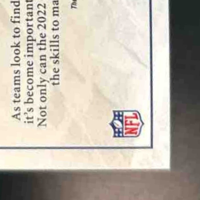 2022 Panini Limited Treylon Burks Patch Auto /199 #114 MEM RC Tennessee Titans - Sports Cards