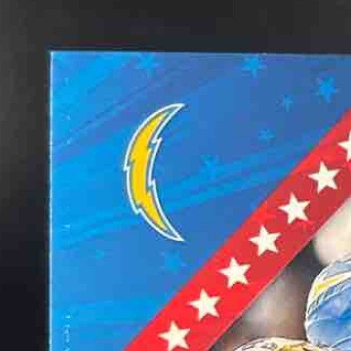 2022 Panini Rookies & Stars Mike Williams NFL Authentic MEM Los Angeles Chargers - Sports Cards