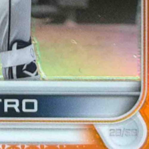 2022 Topps Chrome Willi Castro Orange Refractor 7/25 #173 Detroit Tigers - Sports Cards