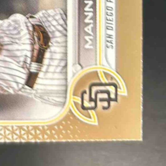 2022 Topps Manny Machado Gold /2022 #600 San Diego Padres - Sports Cards