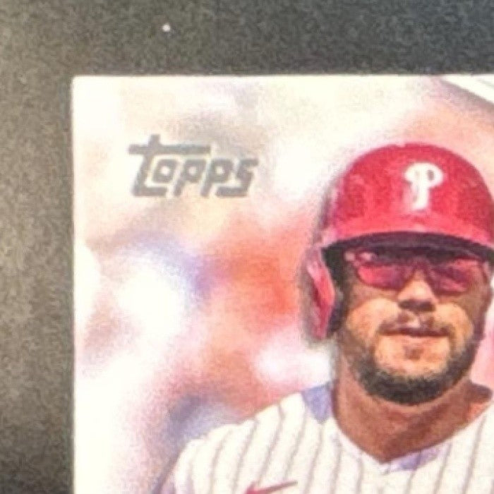 2022 Topps Update Kyle Schwarber Commemorative Batting Helmet Relic - Sports Cards