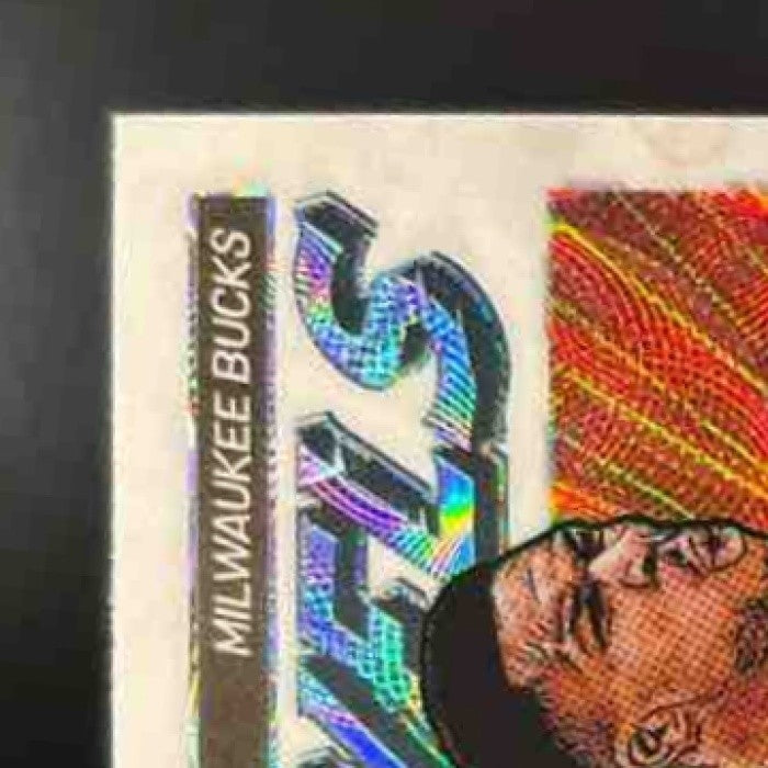 2023-24 Hoops Premium Stock Giannis Antetokounmpo Retro Net Marvels #28 Bucks - Sports Cards