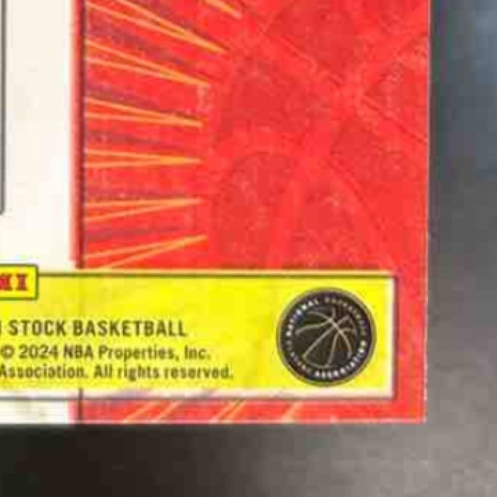 2023-24 Hoops Premium Stock Giannis Antetokounmpo Retro Net Marvels #28 Bucks - Sports Cards