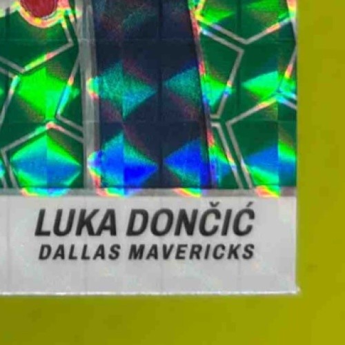 2023-24 Panini Mosaic Luka Doncic Elevate Green #2 Dallas Mavericks - Sports Cards