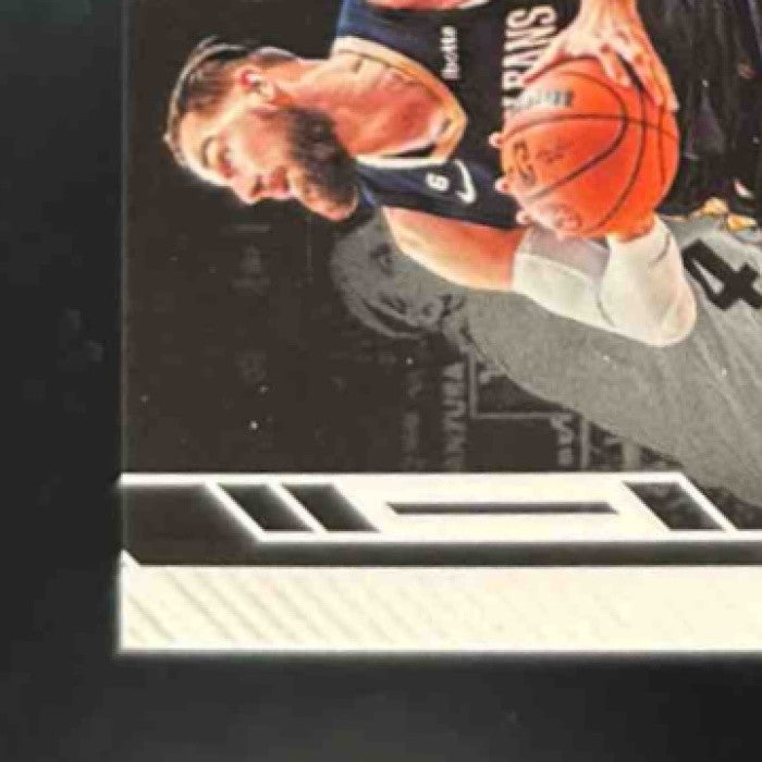 2023-24 Panini Noir Jonas Valanciunas 2022 Auto /10 New Orleans Pelicans - Sports Cards