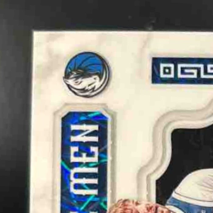 2023-24 Panini Phoenix Luka Doncic Temple Men White Lazer /150 #13 Mavericks - Sports Cards