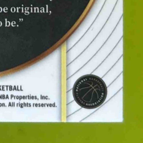 2023-24 Panini Select Giannis Antetokounmpo Neon Icon #1 Milwaukee Bucks - Sports Cards