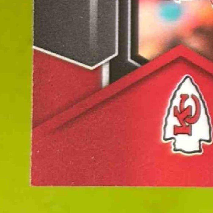 2023 Panini Mosaic Travis Kelce Camo Pink #113 Kansas City Chiefs - Sports Cards