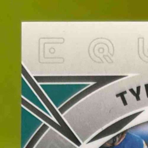 2023 Panini Obsidian Tyreek Hill Equinox Electric Etch Yellow /25 #16 Dolphins - Sports Cards