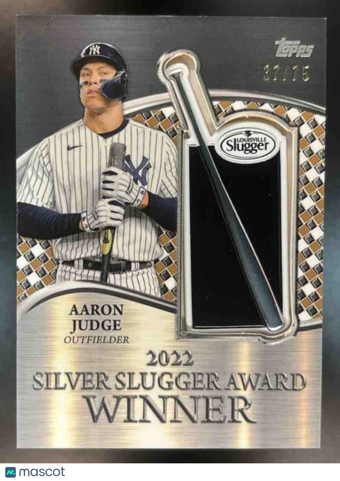 2023 Topps Aaron Judge 2022 Silver Slugger Award Winners Patch Gold /75 Yankees - Sports Cards