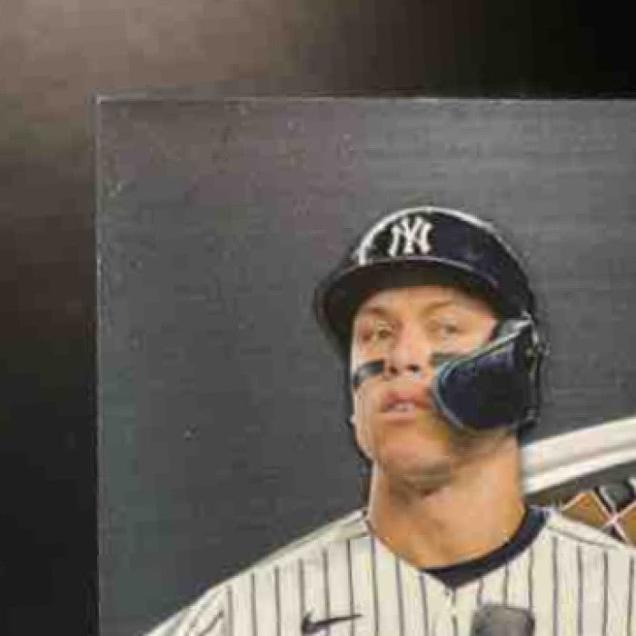 2023 Topps Aaron Judge 2022 Silver Slugger Award Winners Patch Gold /75 Yankees - Sports Cards