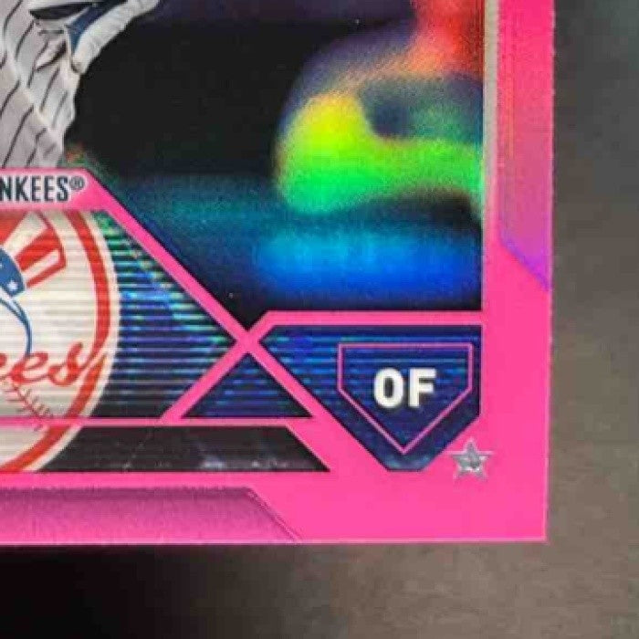 2023 Topps Chrome Aaron Judge Pink Refractor #62 New York Yankees - Sports Cards